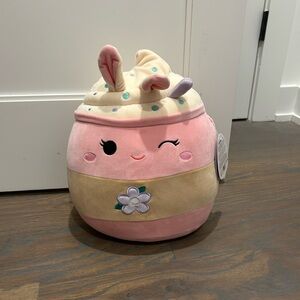 RARE 10” EASTER SQUISHMELLOW SUEY